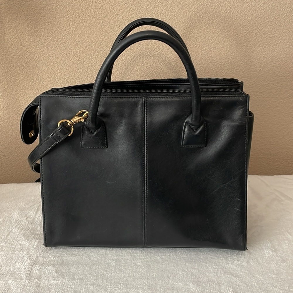 Giani Bernini leather black purse. - Picture 6 of 6